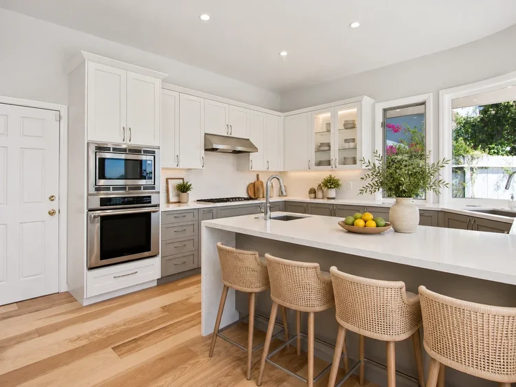 Sherman Oaks Complete Remodel — photo 4