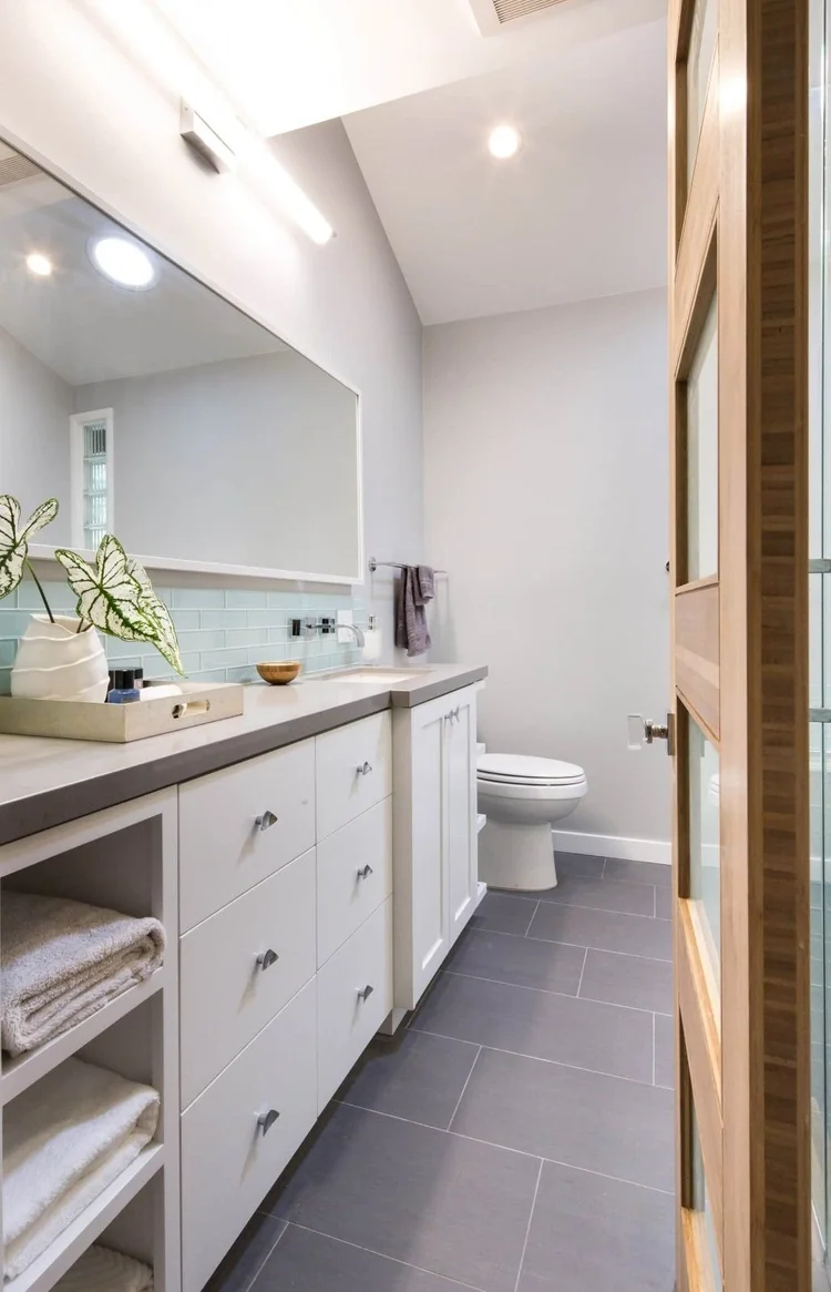 Transitional Bathroom Remodel South Pasadena — photo 1