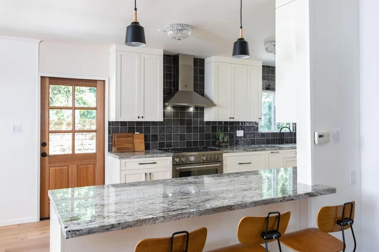 Refined Transitional Kitchen Remodel in Mar Vista, CA — photo 9