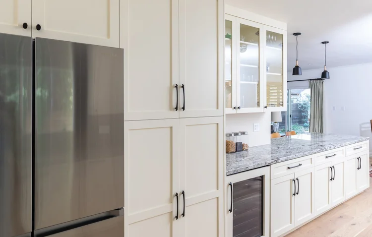 Refined Transitional Kitchen Remodel in Mar Vista, CA — photo 12