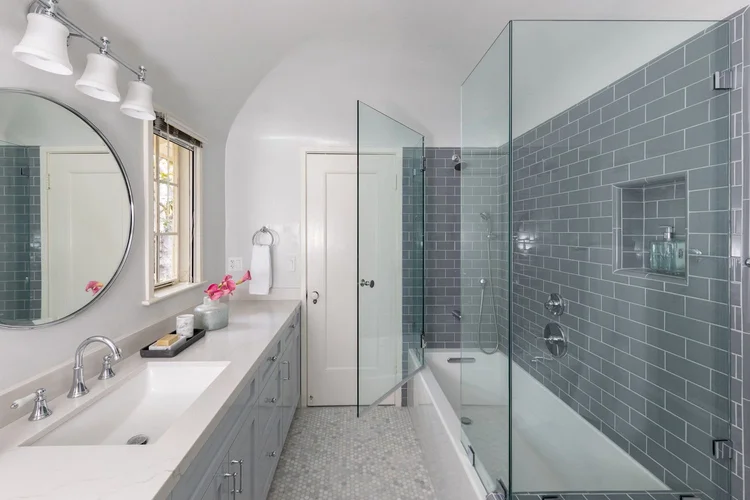 Hancock Park Bathroom Remodel — photo 4