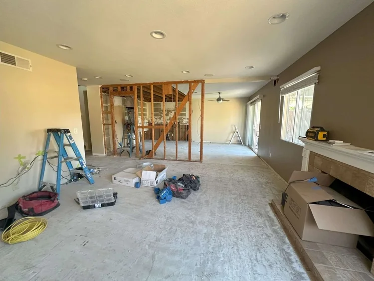 Transitional Kitchen Santa Clarita — photo 9