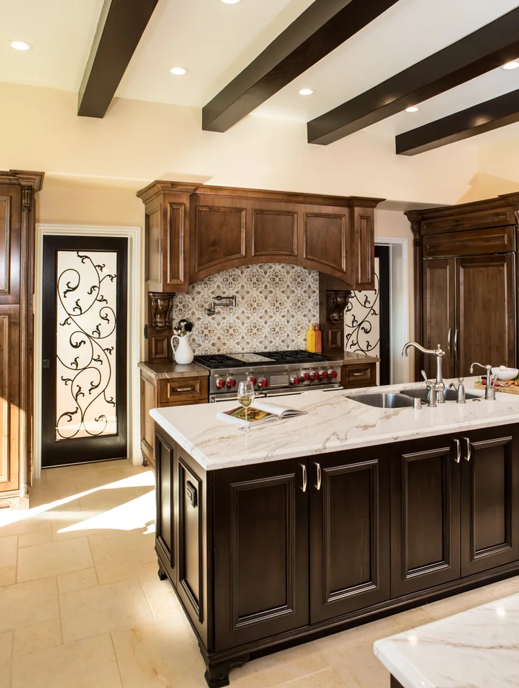 Luxury Mediterranean Kitchen Design — photo 5