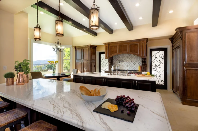 Luxury Mediterranean Kitchen Design — photo 3