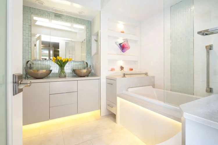Modern Bathroom Remodel in Wilshire Corridor Highrise