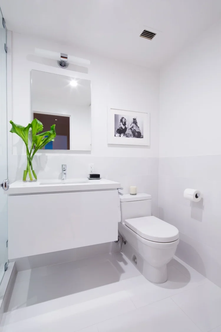 Modern Bathroom - West Hollywood, CA