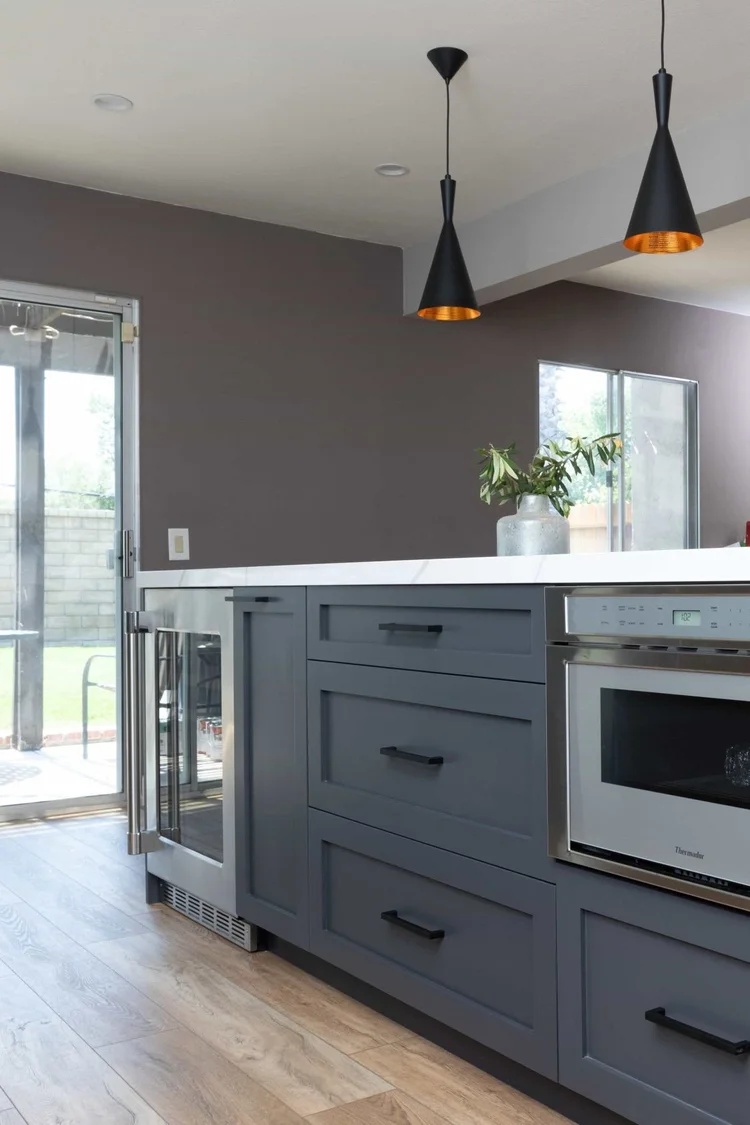 Transitional Kitchen Santa Clarita — photo 5