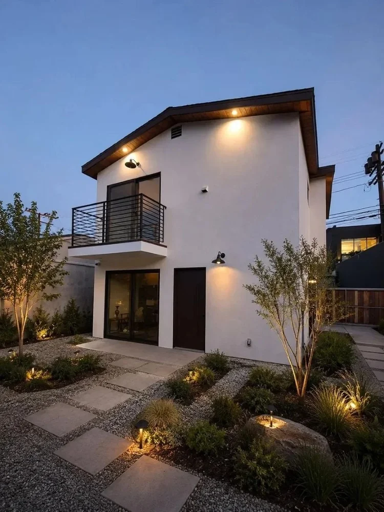 Santa Monica Two-Story ADU — photo 1